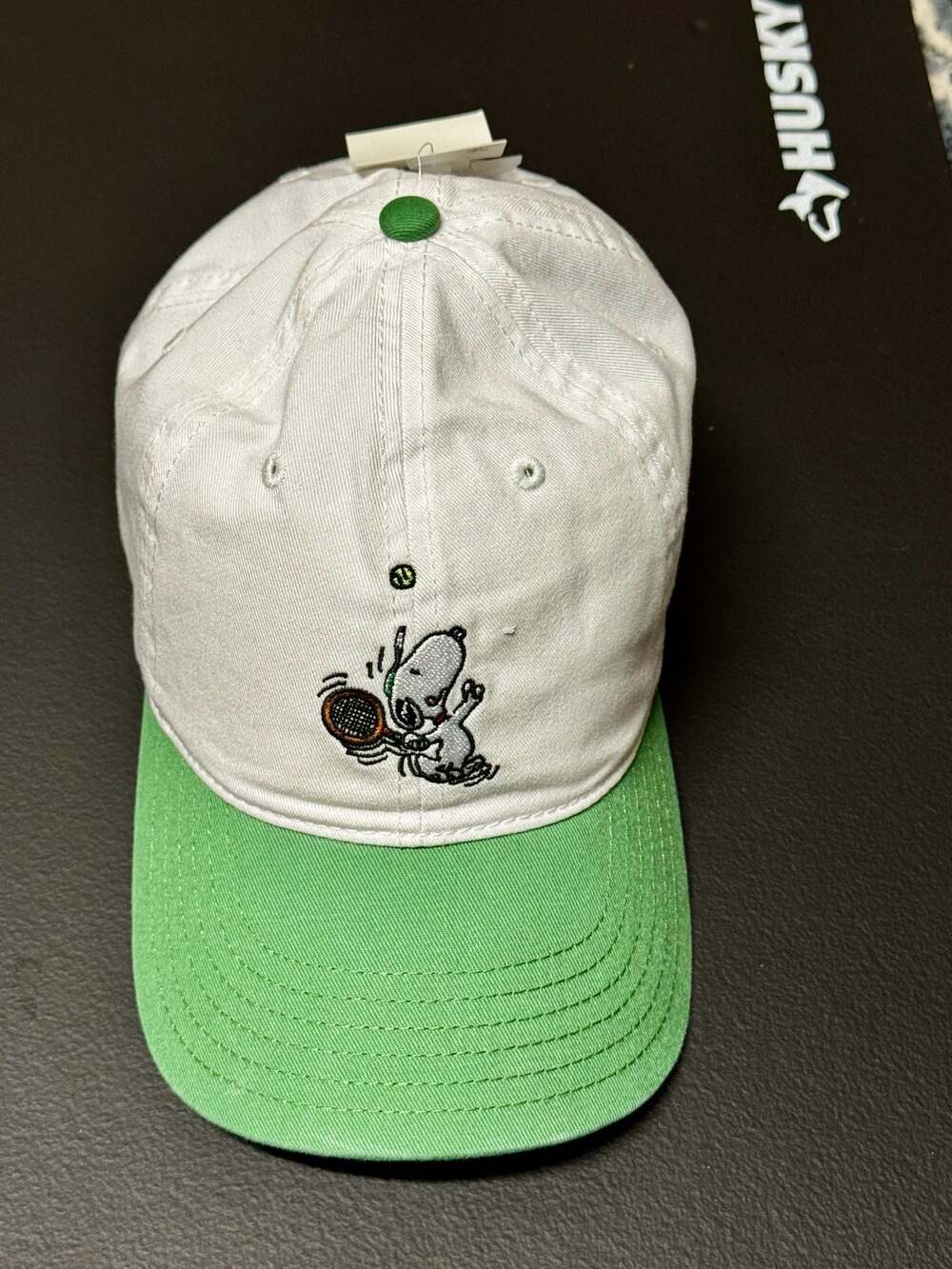 H21 Peanuts Snoopy Tennis White & Green Baseball Cap, NWT